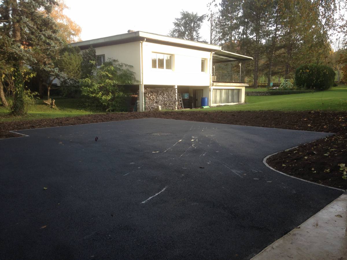 Pose d&#8217;enrobés et dallage béton à Baccarat Senones